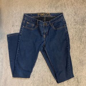 Size 3/4 Skinny Jeans